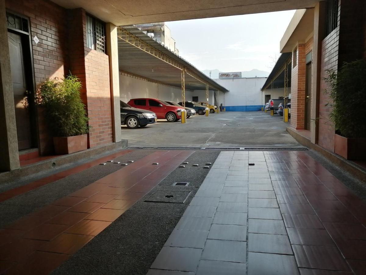 La Posada Del Viajero Ibagué Exterior foto